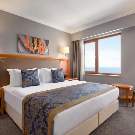 Hotel La Quinta By Wyndham Giresun